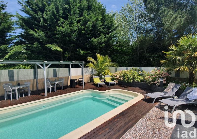 Maison - 480 m² - 12 pièces