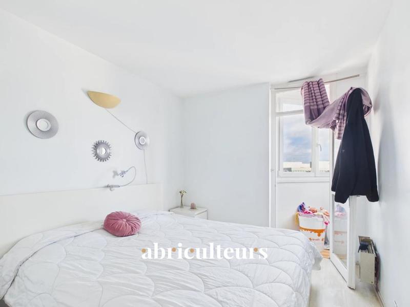 Appartement ancien - 66 m² - 3 pièces