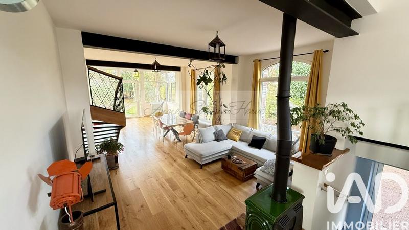 Maison - 195 m² - 6 pièces