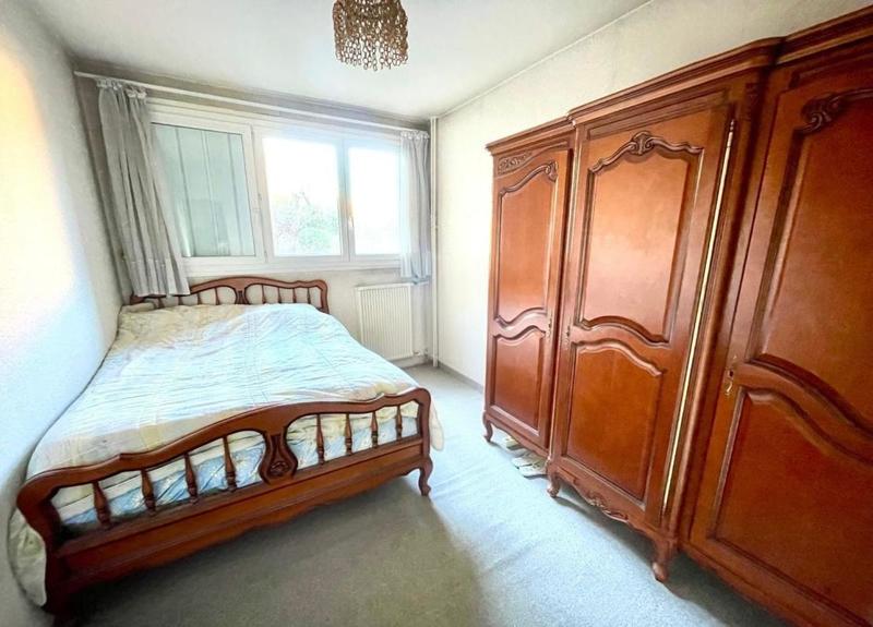 Appartement - 92 m² - 5 pièces