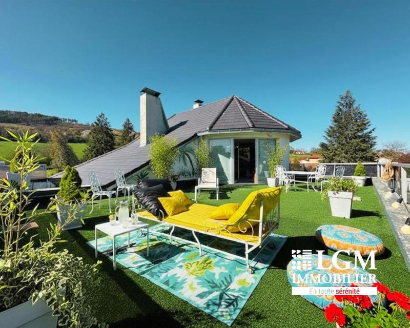 Villa - 288 m² - 6 pièces