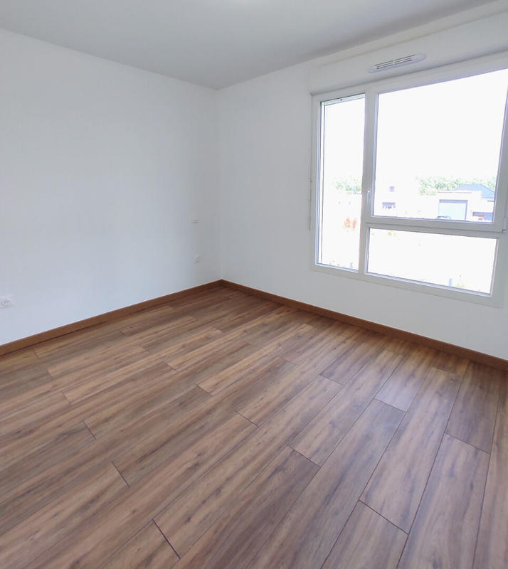 Appartement - 99 m² - 5 pièces