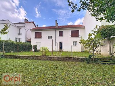 Pavillon - 144 m² - 6 pièces