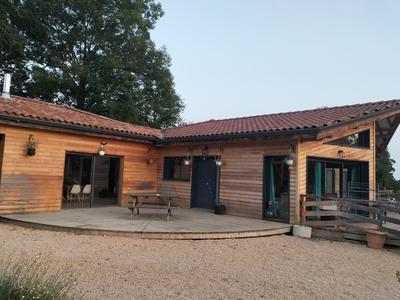 Maison de bois - 176 m² - 4 pièces