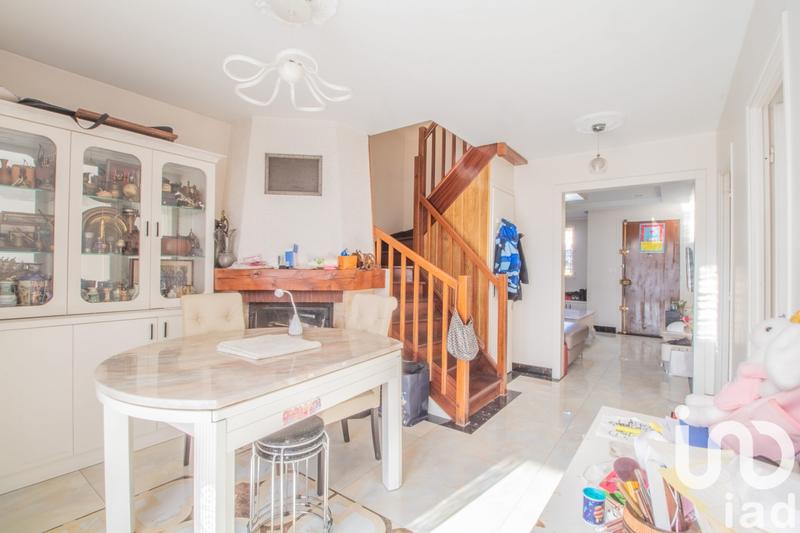 Maison - 88 m² - 6 pièces