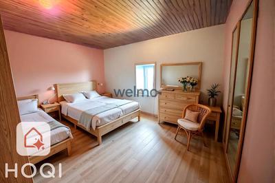 Propriété - 143 m² - 6 pièces