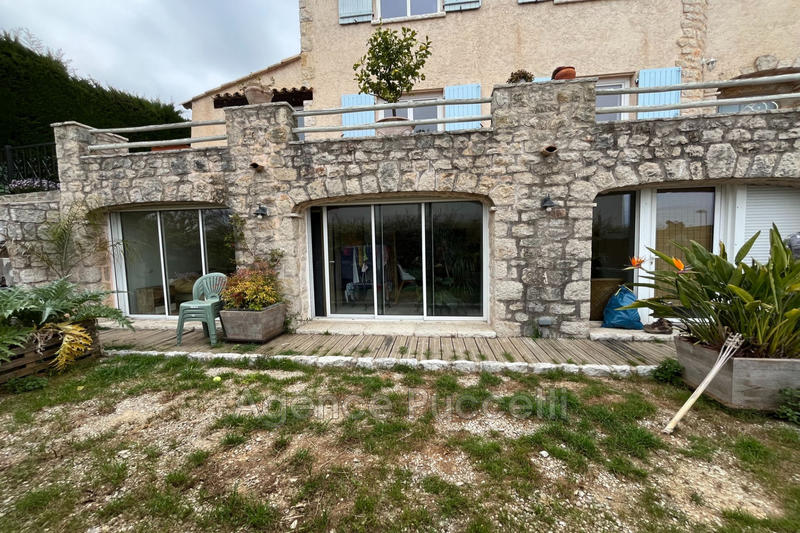 Appartement - 94 m² - 3 pièces