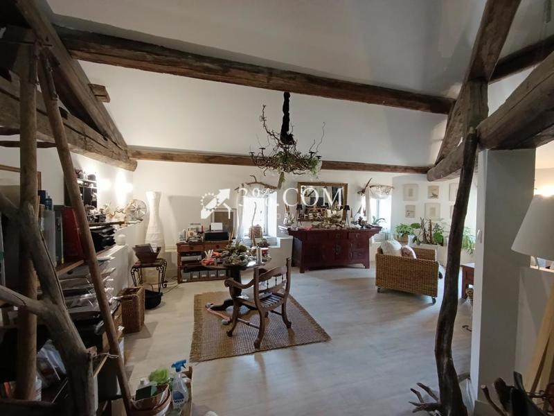 Appartement - 176 m² - 3 pièces