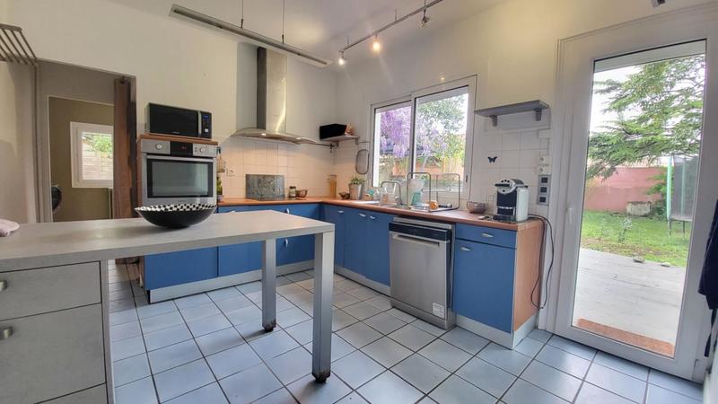 Maison - 214 m² - 7 pièces