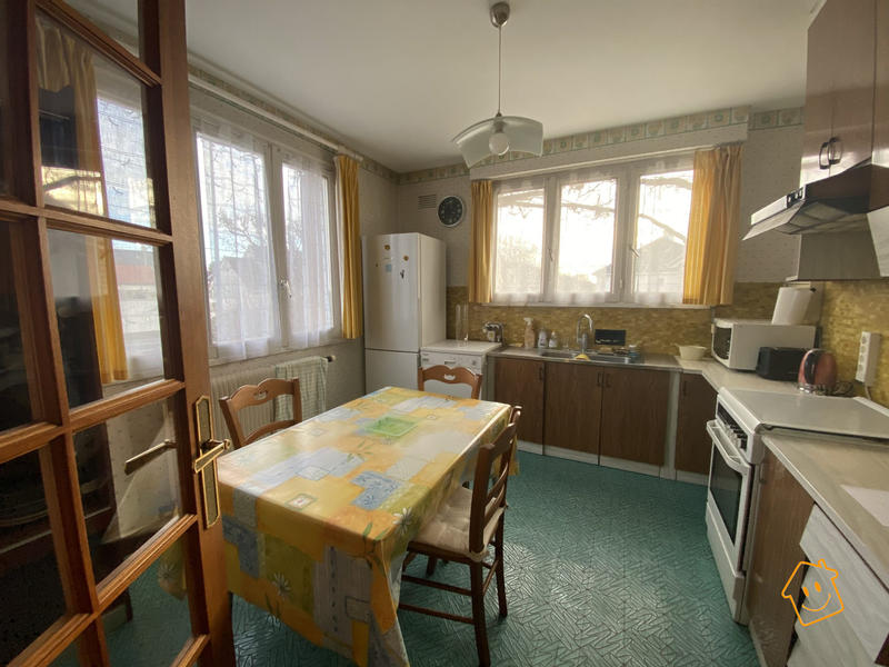 Maison - 110 m² - 5 pièces