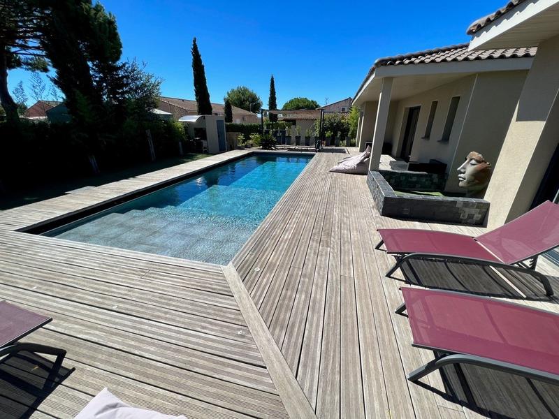 Villa - 183 m² - 6 pièces