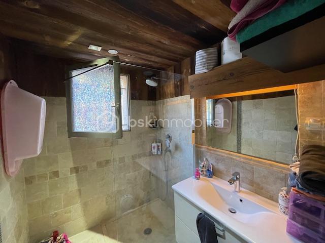 Villa - 200 m² - 10 pièces