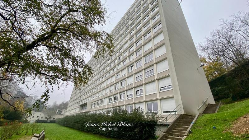 Appartement - 173 m² - 7 pièces