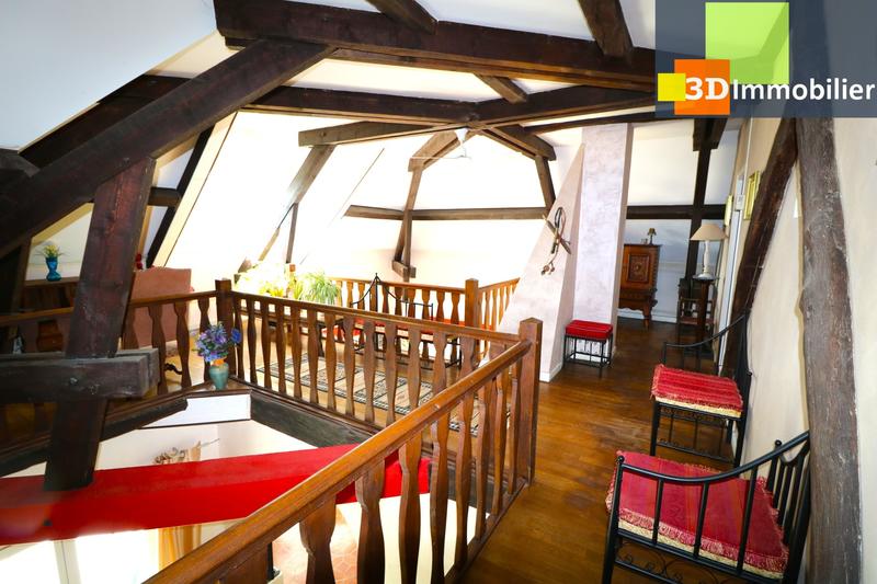 Maison - 290 m² - 8 pièces