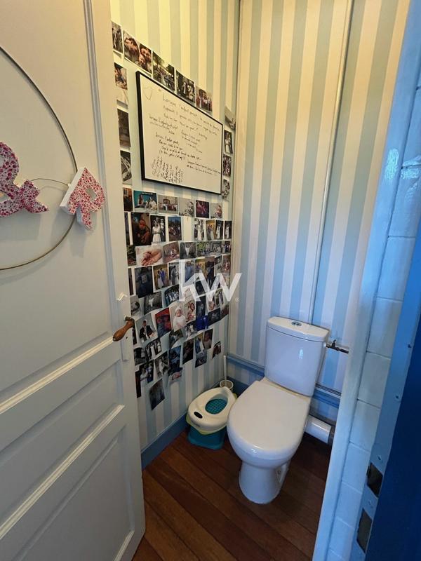 Maison traditionnelle - 111 m² - 6 pièces