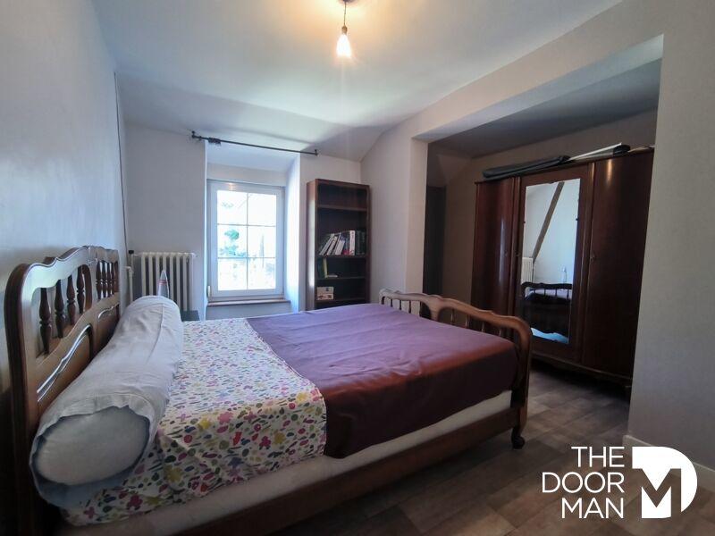 Maison en pierre - 168 m² - 9 pièces