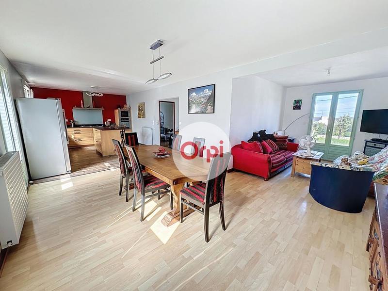 Maison - 102 m² - 5 pièces