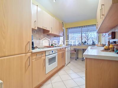 Appartement - 89 m² - 4 pièces