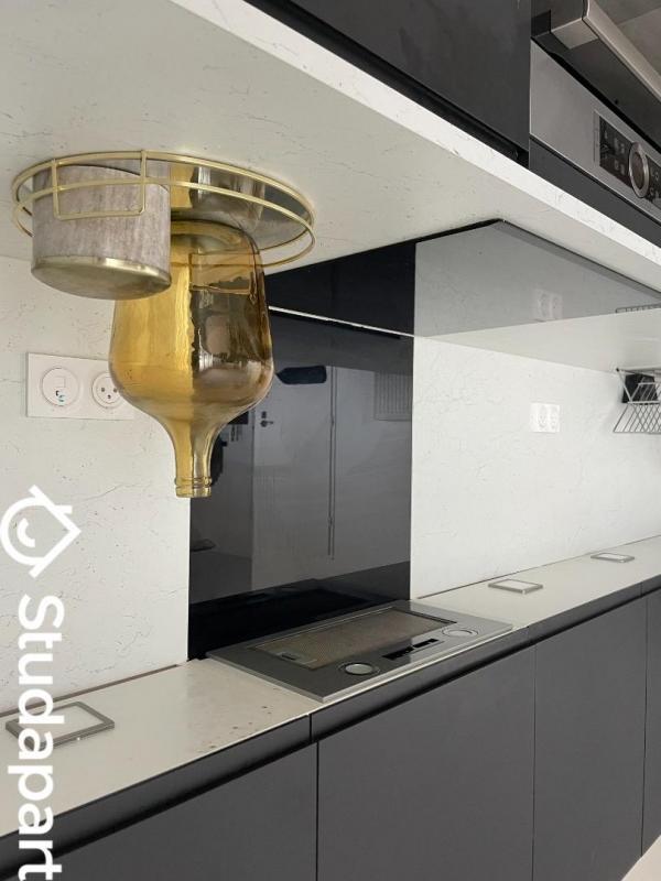 Chambre - 9 m² - 1 pièce