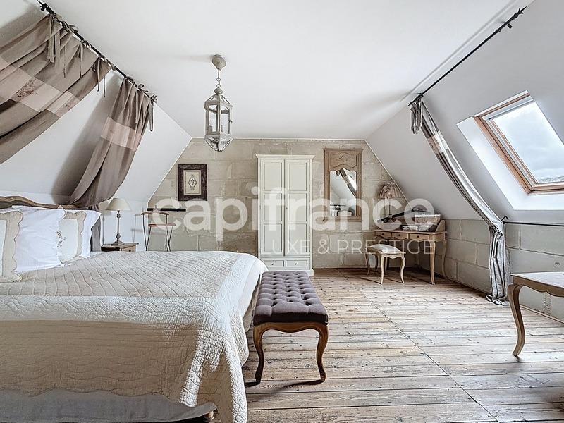 Maison - 420 m² - 13 pièces