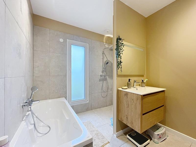 Maison - 135 m² - 4 pièces