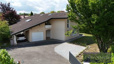 Maison - 177 m² - 6 pièces