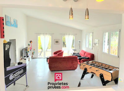 Maison - 180 m² - 8 pièces