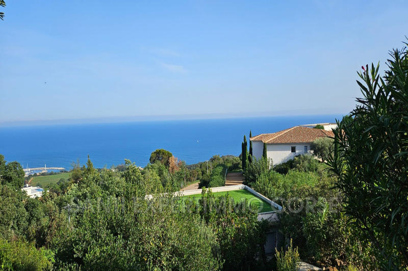 Maison contemporaine - 85 m² - 4 pièces