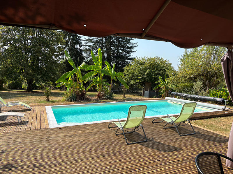 Maison - 180 m² - 7 pièces