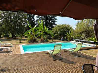 Maison - 180 m² - 7 pièces