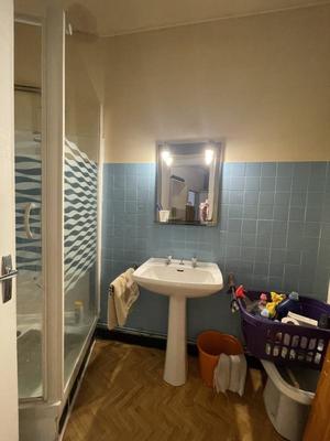 Appartement ancien - 76 m² - 3 pièces