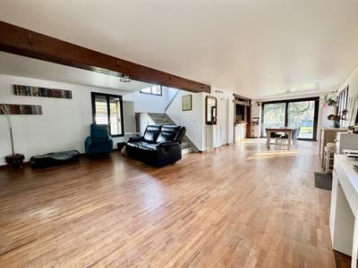 Maison - 148 m² - 6 pièces