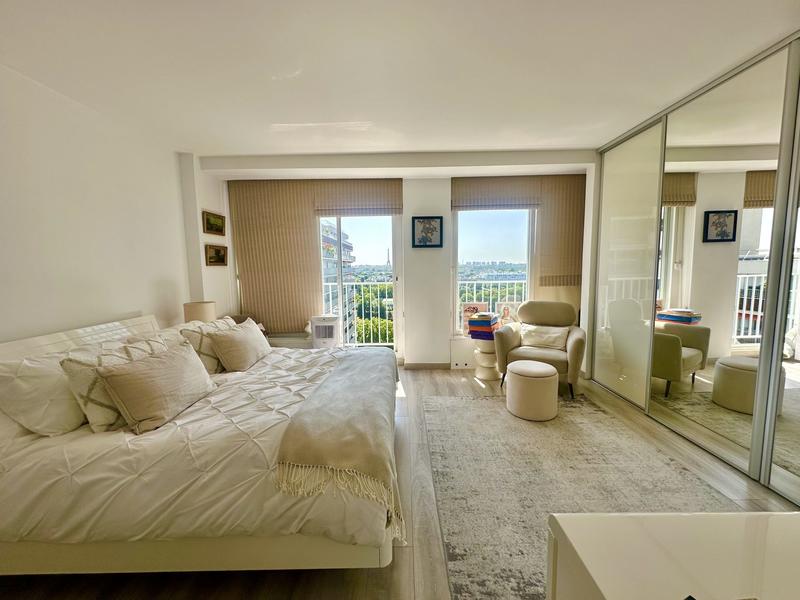 Appartement - 110 m² - 4 pièces