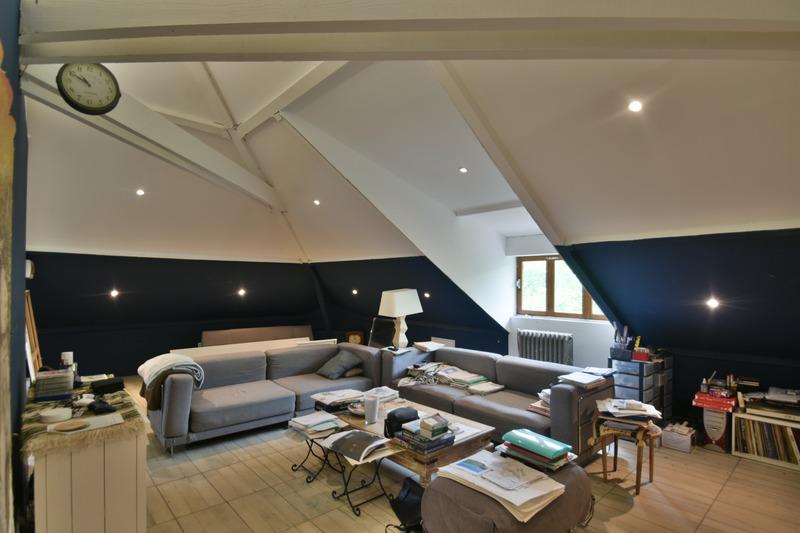 Maison - 307 m² - 10 pièces