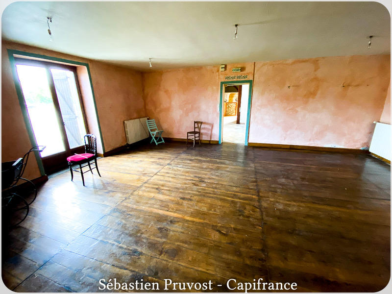 Maison en pierre - 642 m² - 22 pièces