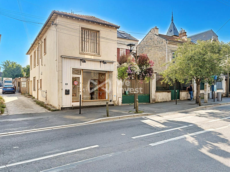 Local commercial - 27 m² - 2 pièces