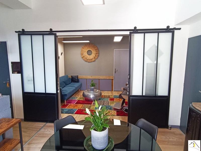 Immeuble - 96 m² - 2 pièces