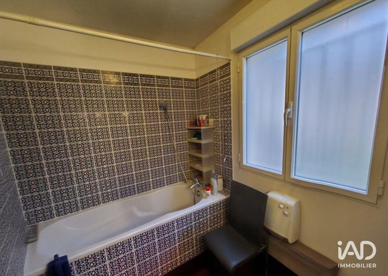 Maison - 213 m² - 5 pièces