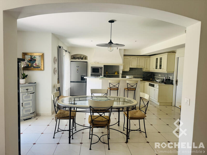 Maison - 172 m² - 5 pièces