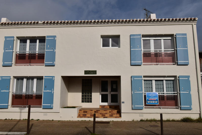 Studio - 25 m² - 1 pièce