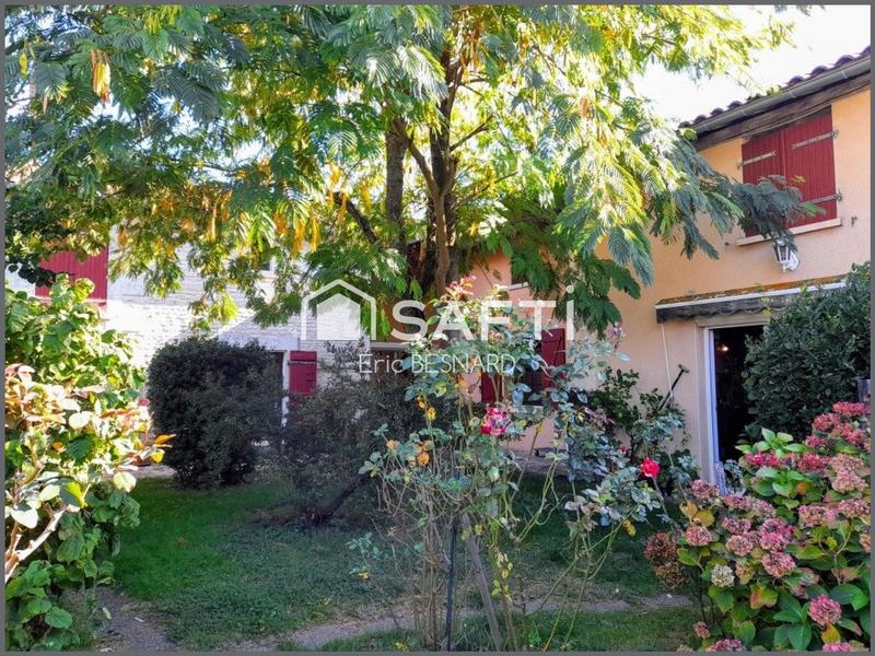 Maison de village - 175 m² - 8 pièces