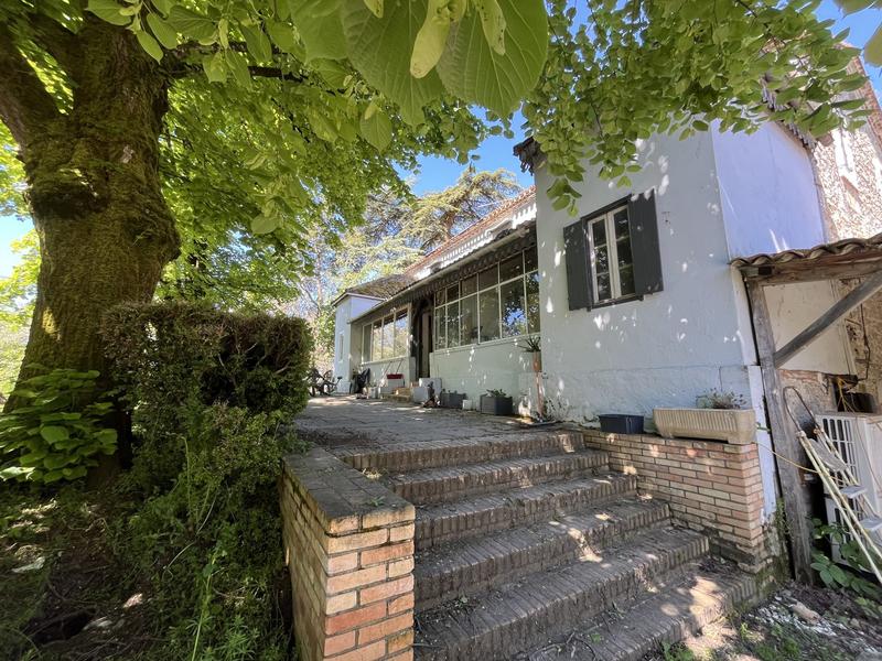 Maison traditionnelle - 135 m² - 4 pièces