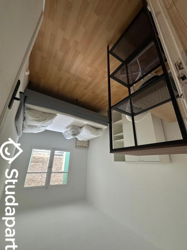 Chambre - 13 m² - 1 pièce