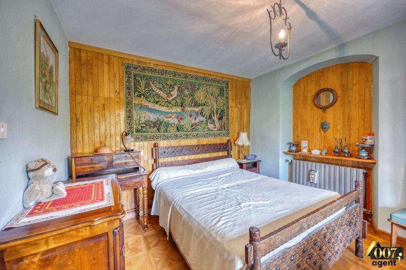 Maison - 182 m² - 7 pièces