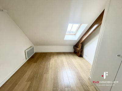 Appartement - 99 m² - 5 pièces