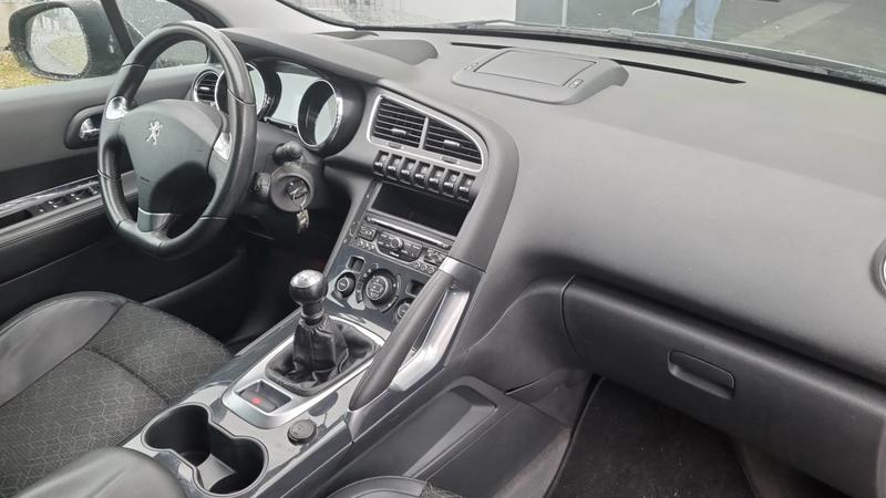 Peugeot 3008 1.6 BlueHDi 120 Allure