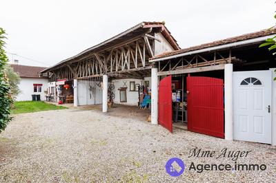 Maison - 103 m² - 4 pièces