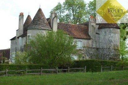 Maison - 540 m² - 11 pièces