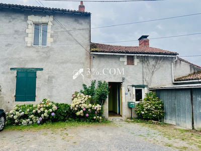 Maison - 90 m² - 3 pièces