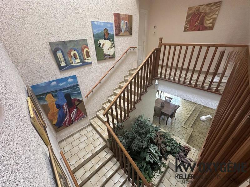 Maison - 185 m² - 6 pièces